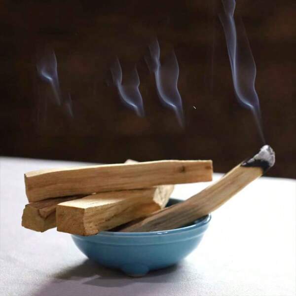 2oz/60g, 5.2oz/150g Palo Santo Smudge Sticks - High Resin Holy Wood, Natural Sandalwood Incense Sticks For Room Cleansing, Ideal For Valentine's Day, Thanksgiving, Mother's Day Decor, Natural Sacred Wood Chips, Home Fragrance Smudging (Shedding During Transportation Is Normal)