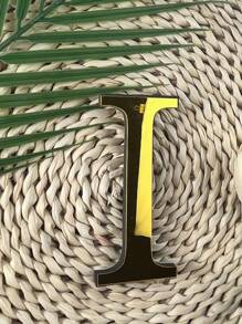 1 Piece 3D Acrylic Mirror Letter Art Wall Sticker - Light And Shadow Intertwined Space Aesthetic Symbol, Gold/Silver/Black/Rose Gold Oversized Letters Self-Adhesive Home Decorative Letter Logo Art Sticker, Artistic 3D Thickened Acrylic Mirror Letters Wall Sticker (3.93/5.9/7.87/11.81 Inches)