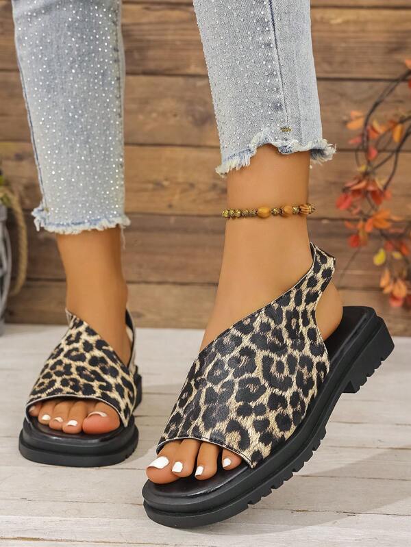 Women's Sexy Casual Slip-On Flat Sandals, Fashion Outdoor Beach Large Size Square Heel Roman Sandals