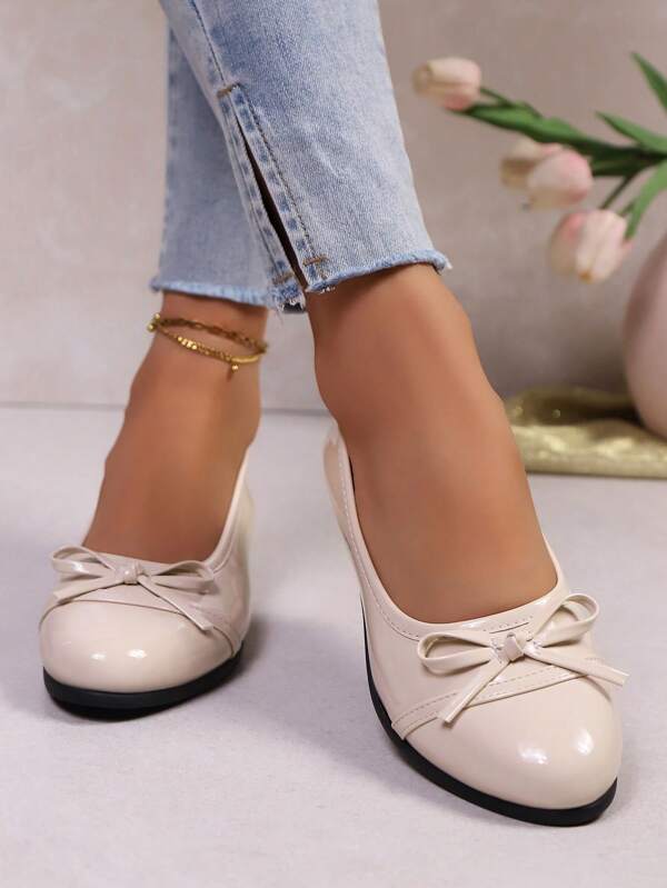 Elegant Solid Color Vintage Platform Low Heel Loafers With Bow Decor, Mirror Shiny Material, All Season