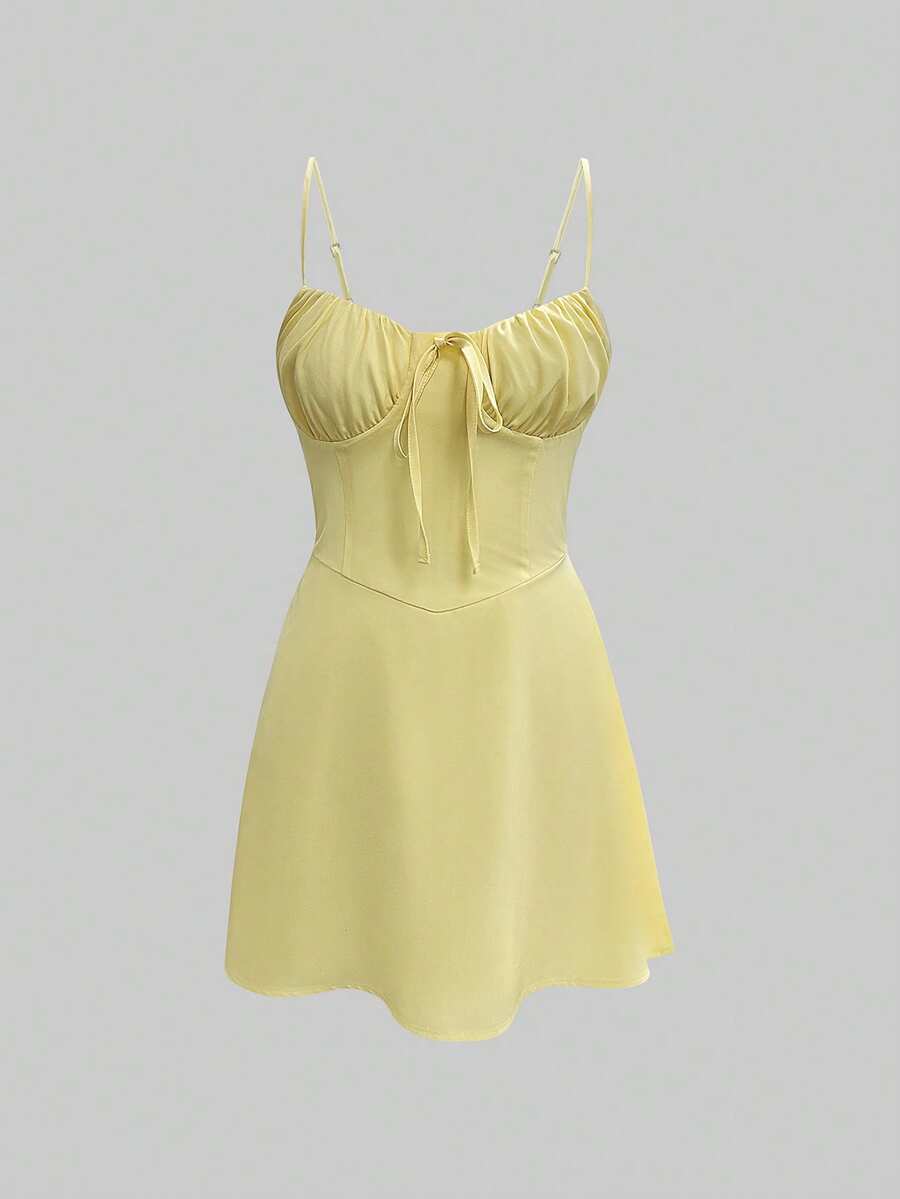 Vestido línea A con lazos sin espalda, diseño sexy slim, moda primavera/verano. Vestido línea A sexy sin mangas con cordones. Nuevo diseño de ropa de mujer para el verano