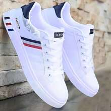 Chaussures de skate pour hommes avec design rayé - Tige en PU, doublure en tissu respirant, semelle intérieure en tissu, semelle extérieure en PVC antidérapant, bout rond, convient pour le port casual en extérieur en automne, printemps, été et hiver
