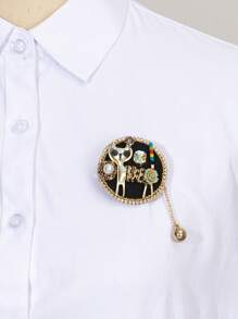 1 Pc Elegant Cute Cat Design, Sparkling Accessory, Golden Crystal Border, Collegiate Badge Style Women Brooch, Luxurious Jewelry Brooch Suitable For Dating, Everyday Wear, Gift