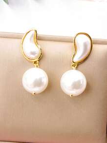 1 Pair Unique Comma Shaped Women Dangle Earrings