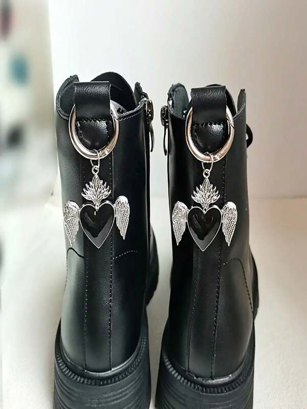 Punk, Streetwear, Gothic Style Zinc Alloy Heart Wing Pendant Charm Shoe/Boot Decorative Accessories