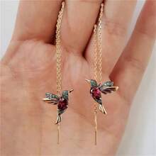 1 par de pendientes colgantes con diseño elegante de colibrí, incrustados con circonita cúbica brillante, un regalo delicado y encantador para mujeres
