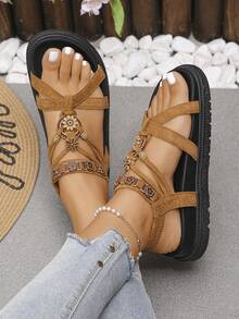 1双时尚舒适的波西米亚风夏季凉鞋，柔软的鞋底和鞋面，适合长时间穿着，不伤脚。简约时尚的设计，非常适合海滩、度假和休闲场合。可轻松搭配连衣裙或裤装，展现独特的时尚风格。 - 鏽棕色 - 查看 3