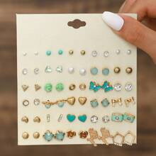 1 Set de 30 piezas Juego de Aretes de Moda para Mujer, Material de Aleación de Zinc con Diseños de Animales y Geométricos, Pendientes de Acero Inoxidable, Hipoalergénico, Apto para Uso Diario y Vacaciones, Diseñado para Mujer