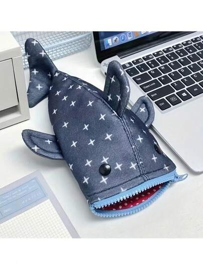 可爱的蓝色鲨鱼铅笔盒，鲨鱼嘴拉链铅笔盒，可爱的鲨鱼铅笔，星鲨形状，储物袋，特殊创意帆布动物文具袋，带拉链的多用途便携式储物袋，办公室储物，学校用品储物，易于清洁，用于家庭组织的布袋和容器，适合送给朋友、家人、学生的节日礼物。