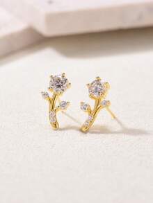 一对优雅小巧花卉图案 S925 银 1 克拉莫桑石耳钉，适合夏季佩戴 - 金色 - 查看 4