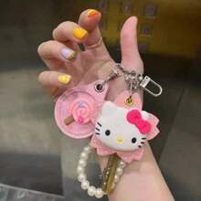 Sanrio Hello Kitty süßer Schlüsselanhänger von Sanrio, wassertropfensensitiv, wasserdichtes Design, Schutzabdeckung für Zugangskarten, geeignet für jeden Schlüsseltyp, kommt mit Schlüsselschutzbeutel, hochwertig schöner Katzenstil, geeignet als Geschenk für Liebhaber oder Familie, eine kleine Überraschung für sie, Schulbedarf, mit bestickten Sanrio Anime Aufklebern [Rückkehr zur Schule Saison] [Halloween]