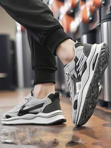 Chaussures de sport à lacets antichocs et antidérapantes pour hommes, design de marque, durables et confortables pour la course en extérieur, l'entraînement et la salle de sport, convient aux sports casual
