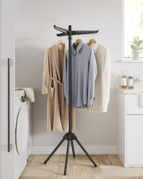 Étendoir à Linge, Séchoir sur Pied, 3 Bras Rotatifs pour Cintres, 4 Pieds, pour l'Intérieur, Acier Inoxydable, pour jusqu'à 27 Vêtements, Hauteur 150 cm, Noir