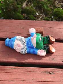 Resin Pineapple Gnome And Flamingo Statue - Charming Indoor/Outdoor Decor, Garden Sculptures And Statues For Patio, Deck Or Home, Perfect Gift For Friends And Family, Calming Home Decor | Whimsical Garden Art | Durable Resin Gnome Garden Decor - Multicolor - View 2