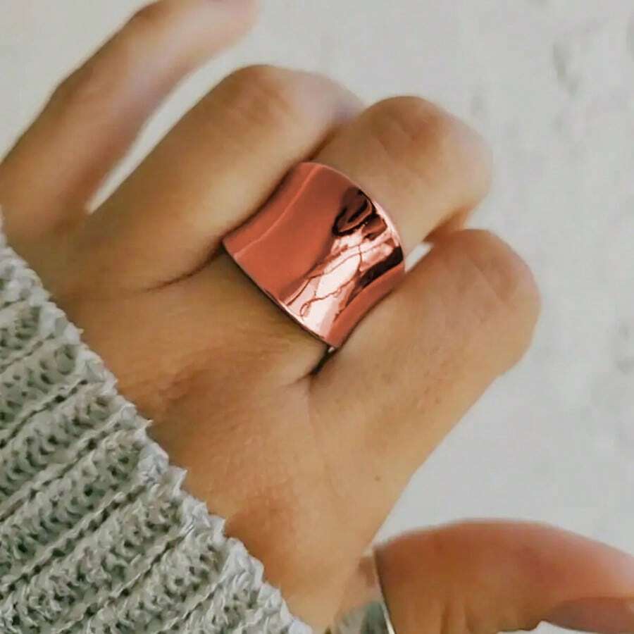 1 件优雅简约玫瑰金镀宽戒指，适合女士，抛光宽设计，适合日常佩戴、派对、婚礼和特殊场合，是情人节和圣诞节的绝佳礼物