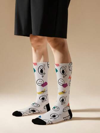 1/ 2 /3/5 Pairs Of Men's Smiling Face Pattern Mid-Calf Socks, Crew Socks, Fun, Fashionable, Novelty Socks, Suitable For Spring, Summer, Fall And Winter So Occasions Wear