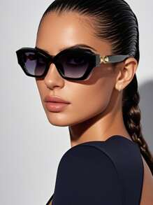 1 Stück Damen Lässig eckiger kleiner Rahmen personalisiertes Design Vintage elegante modische Fashionbrille für Outdoor, Sport, Street-Style