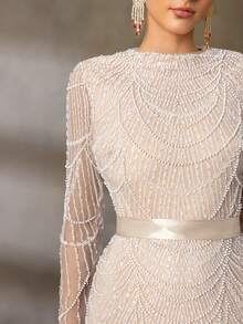 Faeriesty 优雅长袖串珠亮片晚礼服——修身剪裁，配腰带、薄纱垂褶袖和及地鱼尾裙摆，适合奢华婚礼、盛大晚宴、正式晚宴和名人活动。 - 香檳色 - 查看 8