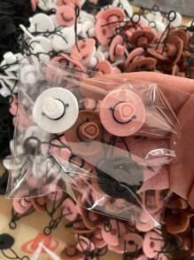 Set de 1/2/4/8 tapas de pajita de silicona con diseño creativo de sombrero - Compatible con Cup 30 40 Oz, accesorios divertidos de tapa de pajita para tumbona, para regalo de hombre y mujer, tapa de pajita reutilizable, funda de sombrero de vaquero de silicona para pajita, tapas decorativas para pajita, para fiestas, reuniones con amigos, tapas antipolvo para pajita de Cup, suministros para fiestas, accesorio de decoración de tazas