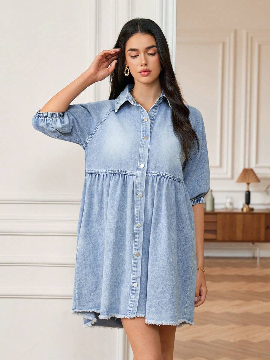 Women's Fashionable Casual Light Blue Washed Snowflake Pattern Denim Dress With Short Sleeves, Elastic Cuffs And Frayed Hem - Light Wash - View 1
