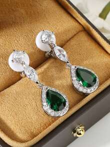 2 件复古宫廷风格水滴形绿色泪珠长夹耳环，适合婚礼和派对