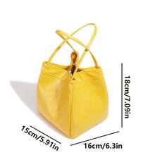 2026 Spring/Summer New Fashion Silver Color Women Handbag, Lunchbox Bag, Bright Leather Stylish Cool Y2K Style Cute Square Winged Toiletry Bucket Crossbody Bag - 黃色 - 查看 9