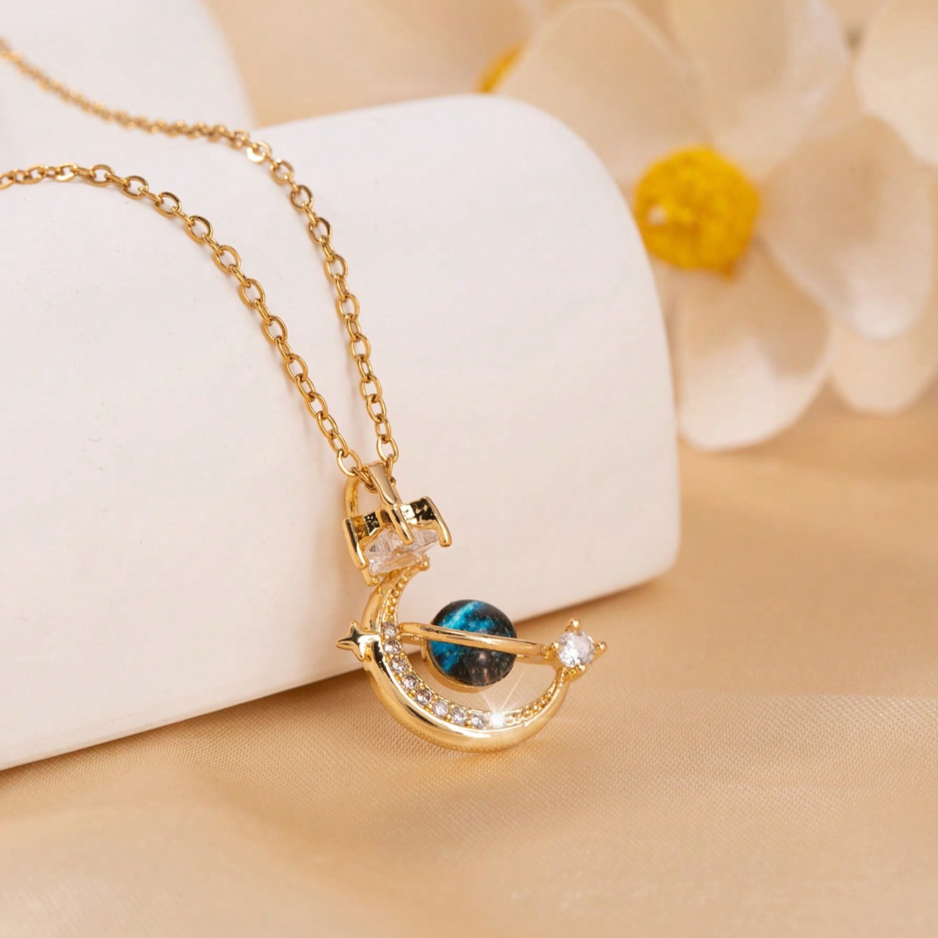 Stück Traumhaftes Planetenthema Goldkette mit Mond- und Erde-Anhängern, geeignet für den täglichen Gebrauch von Teenagern - SHEIN - Modalova