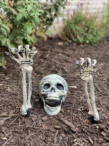 Realistic Skeleton Stake Halloween Lawn Decoration Garden Halloween Skeleton Decor - Black and White - View 10