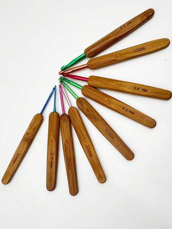 9pcs Bamboo Crochet Hooks Set, Colorful Carbonized Crochet Needles, Natural Bamboo Handle Aluminum Crochet Hooks, 2.0mm-6.0mm