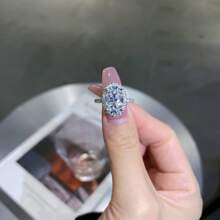 1pc Luxurious Pigeon Egg 5CT Moissanite Ring Diffuse Noble Oval Diamond Ring Women's Ring 925 Sterling Silver Engagement Wedding Promise Eternity Ring Anniversary Exquisite Jewelry Gift