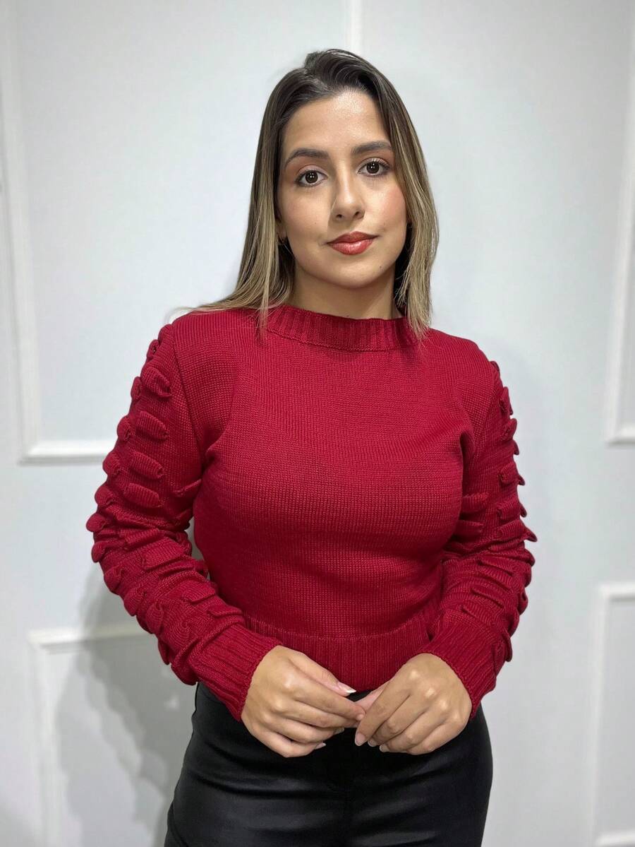 Red Cropped Top For Women's Cold Weather Knitwear With Long Sleeves Worked In Popcorn Style Wool Fall/Winter Fashion Casual Chic Style Rosana Malhas