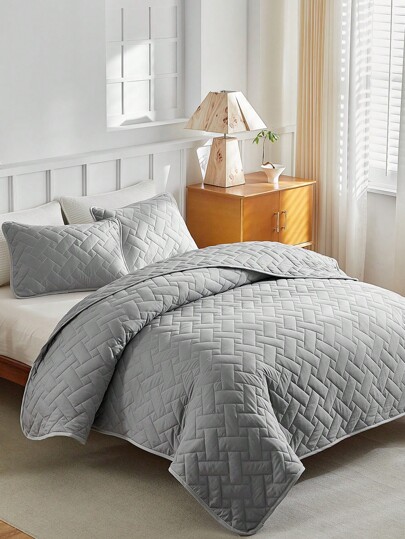 1pc Summer Bed Cover, Bedding, Cozy And Cool Quilt, Grey Rectangular Check Summer Quilt, Air Conditioning Quilt, Soft And Breathable Bedding, Comfortable And Skin-Friendly Thin Quilt, Room Decor, Fits For, Twin, Full, King, Queen All Size Beds, Suitable For Summer, Soft Lightweight Bed Cover For Bedroom Dorm, Home Textile, Machine Washable, Perfect Holiday Gift, Back To School Season,Fall Decor,Autumn Decor,Room Decor