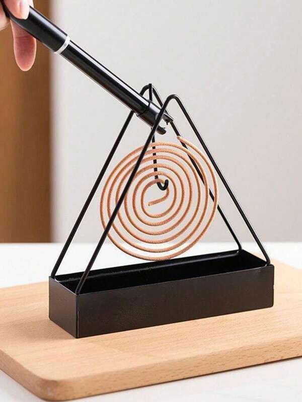 1 Pc Of Black Mosquito Coil Holder, Multifunctional And Creative, Wall Mounted Vertical Mosquito Coil Tray, Ashtray, Fire-Resistant Incense Burner Decoration, Suitable For Hanging And Mosquito Repellent Equipment In Summer, Preventing Ash Splashing, Suitable For Living Rooms, Bedrooms, Bathrooms, Outdoor Use