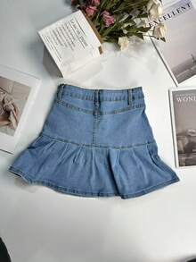 适合音乐节的夏季休闲 Y2K 风格褶皱牛仔迷你裙