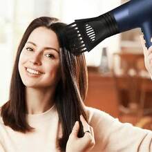 专业吹风机风嘴，鸭嘴扁平设计，适用于卷发和普通发质，无香型，返校季、旅行度假必备，女士美发配件，后梳，吹风机，头发，理发师，边缘梳，造型梳，吹风机，美发用品，发胶，卷发产品，美发设备，剪发剪刀，圣诞节，理发店，美发，吹风机，梳子，理发师，美发设备，发型，美发，理发师，理发配件，理发店，美发设备 - 黑色 - 查看 9