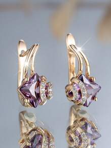 Vanel 2 peças de brincos de cobre estilo palácio em tom dourado com zircônia cúbica roxa incrustada, brincos femininos estilosos adequados para uso diário, datas e decorações