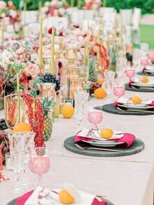 Wine Glasses Set Of 6 Vintage Embossed Reusable Wine Glasses, Heavy-Duty Champagne Cups, Juice Glasses Suitable For Parties & Weddings,Dishwasher (Plastic)