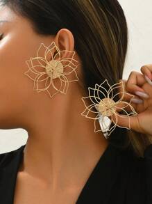1 paire de boucles d'oreilles à tige métallique exagérées mode femme, grandes boucles d'oreilles en fil de fleur minimaliste créatives pour un port quotidien, décontracté, de festival et polyvalent