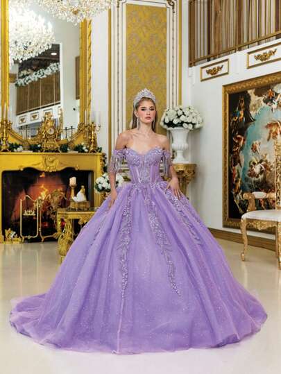 ALTA  CALIDAD DE VESTIDO DE QUINCEAÑERA CON CORPIÑO BORDADO,MANGAS DESMONTABLES CON HOMBROS DESCUBIERTOS Y FALDA DE TUL BRILLANTE