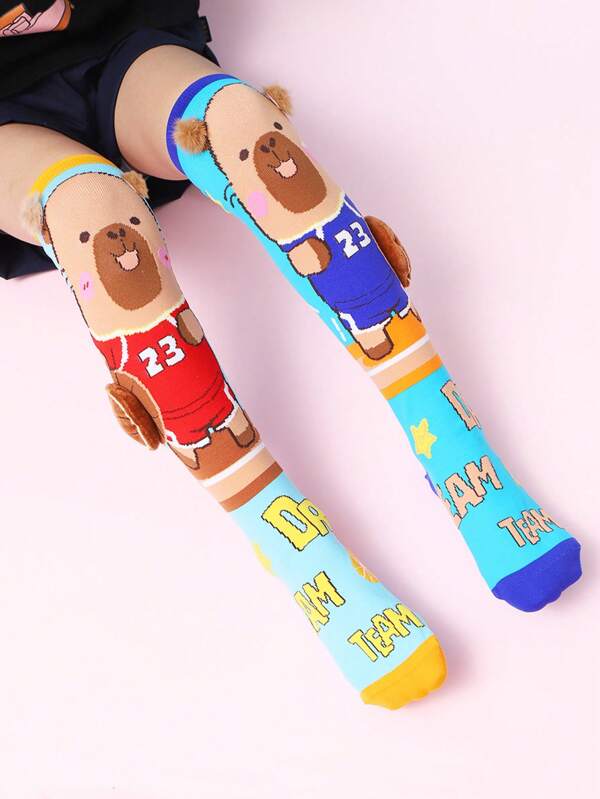 A Pair Of Capybara-Themed Sports Basketball Long Socks, Suitable For Kids To Wear Back To School, For 4 Of July, And For Holiday Parties.