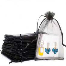 50/100 stuks geschenkverpakkingszakken, zwarte organza snoepzakken, serviesgoed, Halloween, kerst, huishoudelijke artikelen, feestartikelen voor bruiloften, festivalactiviteiten en feestbenodigdheden, geschenkverpakkingszakken, snoepzakken voor bruiloften, geschenkverpakkingszakken. Sieradenverpakking, organza zakjes, snoepzakken, reistassen, geschenkzakken voor de feestdagen, kan worden gebruikt voor fruit, anti-insectenzakken, herfst, kerstmis en Valentijnsdag.