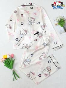 Sanrio 两件套女士春夏缎面三丽鸥Hello Kitty翻领长袖纽扣口袋上衣和蝴蝶结长裤睡衣套装，适合居家穿着，秋冬皆宜。