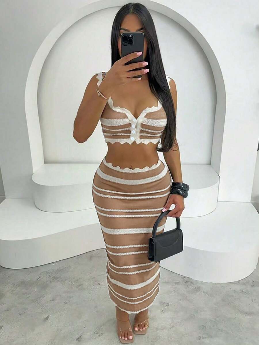 Apperloth A Bộ đồ nữ gợi cảm 2 món, áo croptop dệt kim kẻ sọc tương phản cài cúc phía trước và chân váy maxi ren móc xếp ly, thích hợp mặc đi biển, dự tiệc hoặc du lịch. - Cà phê nâu - Xem 1