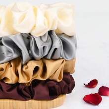 Brown Black Big Satin Scrunchies For Women 6.3Inches Large Scrunchie Coffee Satin Oversized Thick Elastic Hair Ties Jumbo Hair Scrunchies 6 Pack (Black,Coffee, Champagne,Brown,Grey,Dark Brown) - 咖啡 - 查看 7