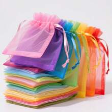 50/100 stuks geschenkverpakkingszakken, zwarte organza snoepzakken, serviesgoed, Halloween, kerst, huishoudelijke artikelen, feestartikelen voor bruiloften, festivalactiviteiten en feestbenodigdheden, geschenkverpakkingszakken, snoepzakken voor bruiloften, geschenkverpakkingszakken. Sieradenverpakking, organza zakjes, snoepzakken, reistassen, geschenkzakken voor de feestdagen, kan worden gebruikt voor fruit, anti-insectenzakken, herfst, kerstmis en Valentijnsdag.