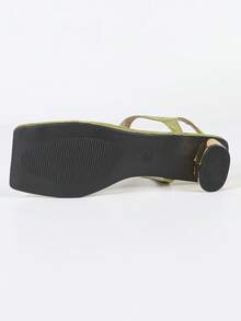 Giày sandal mũi vuông thời trang nữ, món đồ không thể thiếu cho mùa hè, thiết kế mũi vuông bằng da lộn màu xanh lá cây, gót vừa phải thoải mái, hoàn hảo cho kỳ nghỉ và phong cách đường phố. - màu xanh lá - Xem 10