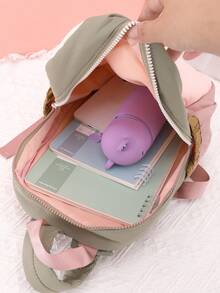 1 pieza Mochila personalizada linda con texto bordado con nombre, mochila escolar con nombre bordado personalizado, bolsa de almacenamiento escolar, bolsa de almacenamiento de papelería, suministros para estudiantes, mochila de dibujos animados, regalo, regalo de cumpleaños, regalo de regreso a la escuela, regalo de Año Nuevo, regalo para niña, oso multifuncional, ornamental, letra exquisita, elegante, suave, esponjoso, colorido, lindo Kawaii adorable único, personalizado Treasurefinds, todo propósito, gran capacidad, versátil, multiusos, colorido, lindo, adorable, contratado, divertido, Kawaii, Y2K, minimalista, transporte, casual de negocios, básicos, personalizado, único, personalizado, regalos ideales para él, regalos ideales para ella, ella, familia, amigos, novia, para aniversarios, para cumpleaños, para vacaciones/vacaciones, para exteriores/salidas/viajes/senderismo/estadio/deportes/escalada, para negocios/transporte/trabajo/oficina'