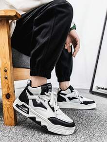 Nuevos tenis de moda de diseño versátil con suela gruesa, estilo casual de moda y bloques de color - Negro - Ver 3