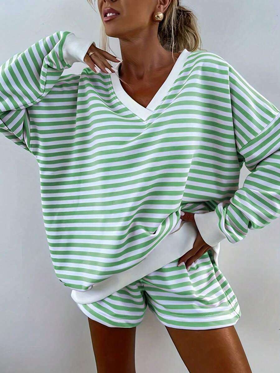 Spring And Summer Fashion Classic Stripes Comfortable Loose V-Neck Long-Sleeved Top Comfortable Shorts Casual Fashion Casual Suit - 綠色 - 查看 1