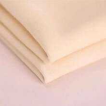 1 pièce Serviette de voiture en peau de cerf haut de gamme - Super absorbante, ne peluchant pas, naturelle, douce et délicate pour le nettoyage de la voiture, convenant à un usage domestique et de restaurant - Alternative de haute qualité à la peau de mouton, lavage à la main uniquement, style vintage, serviette de qualité pour restaurant, serviette de style vintage, tissu super absorbant, accessoire automobile
